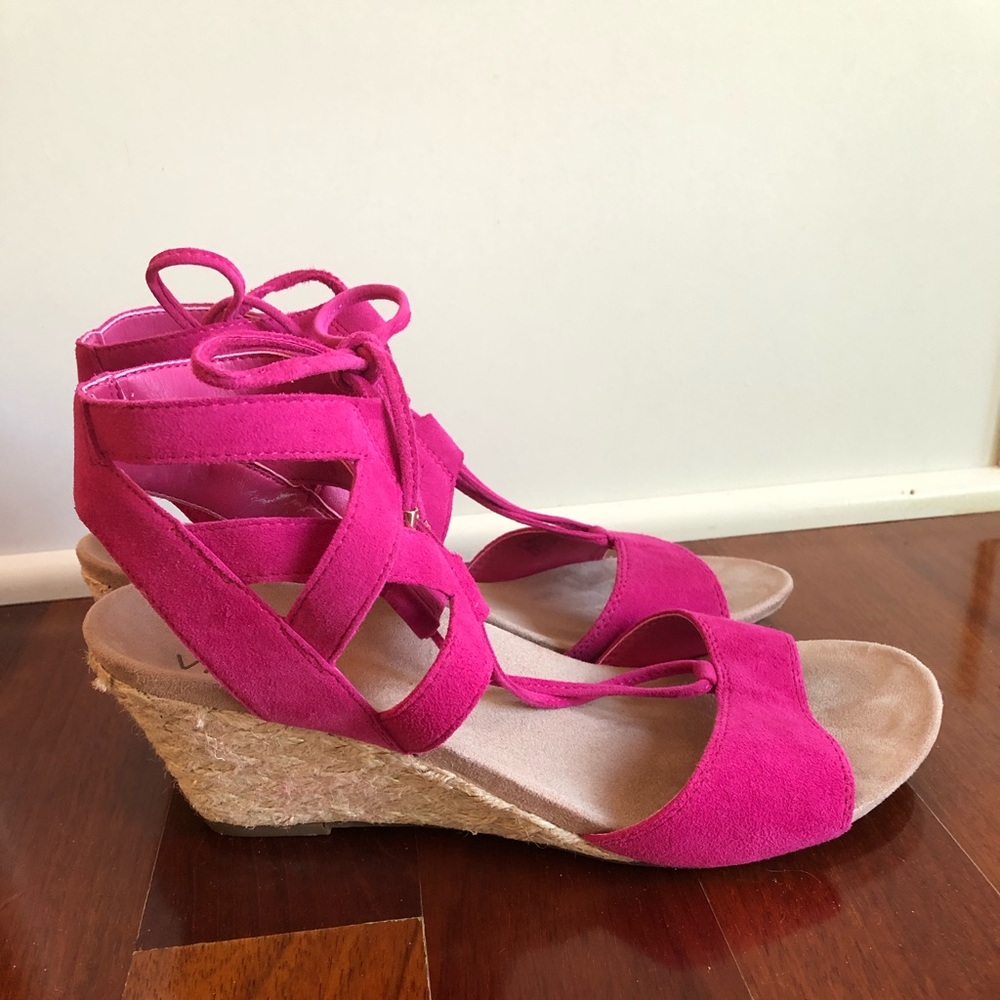 Vionic Size 9 Pink Wedge